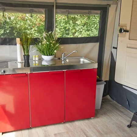 Kemping Luxuswohnwagen Hecht Am Kransburger 001 *