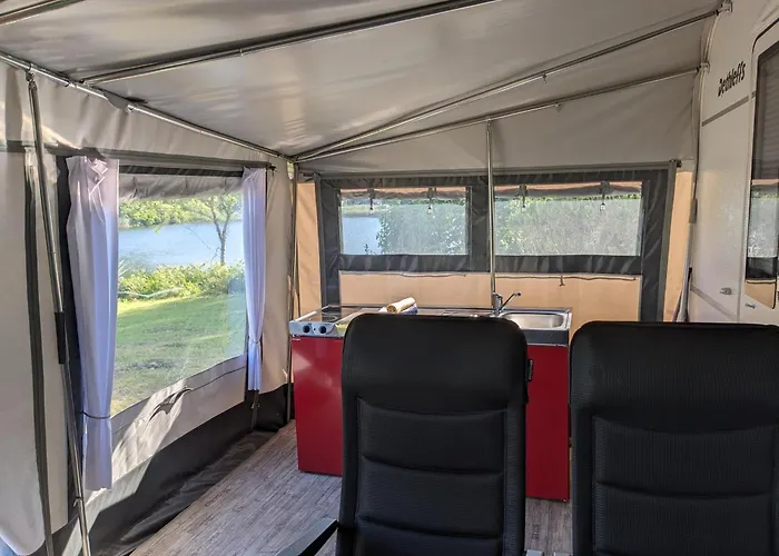 Kemp Luxuswohnwagen Hecht Am Kransburger 001 *